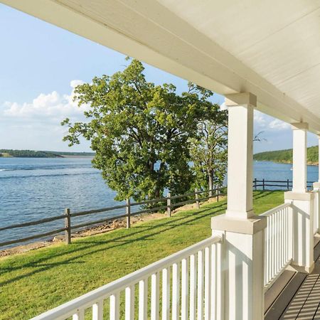 Crosstimbers Marina And Cottages Sperry Екстериор снимка