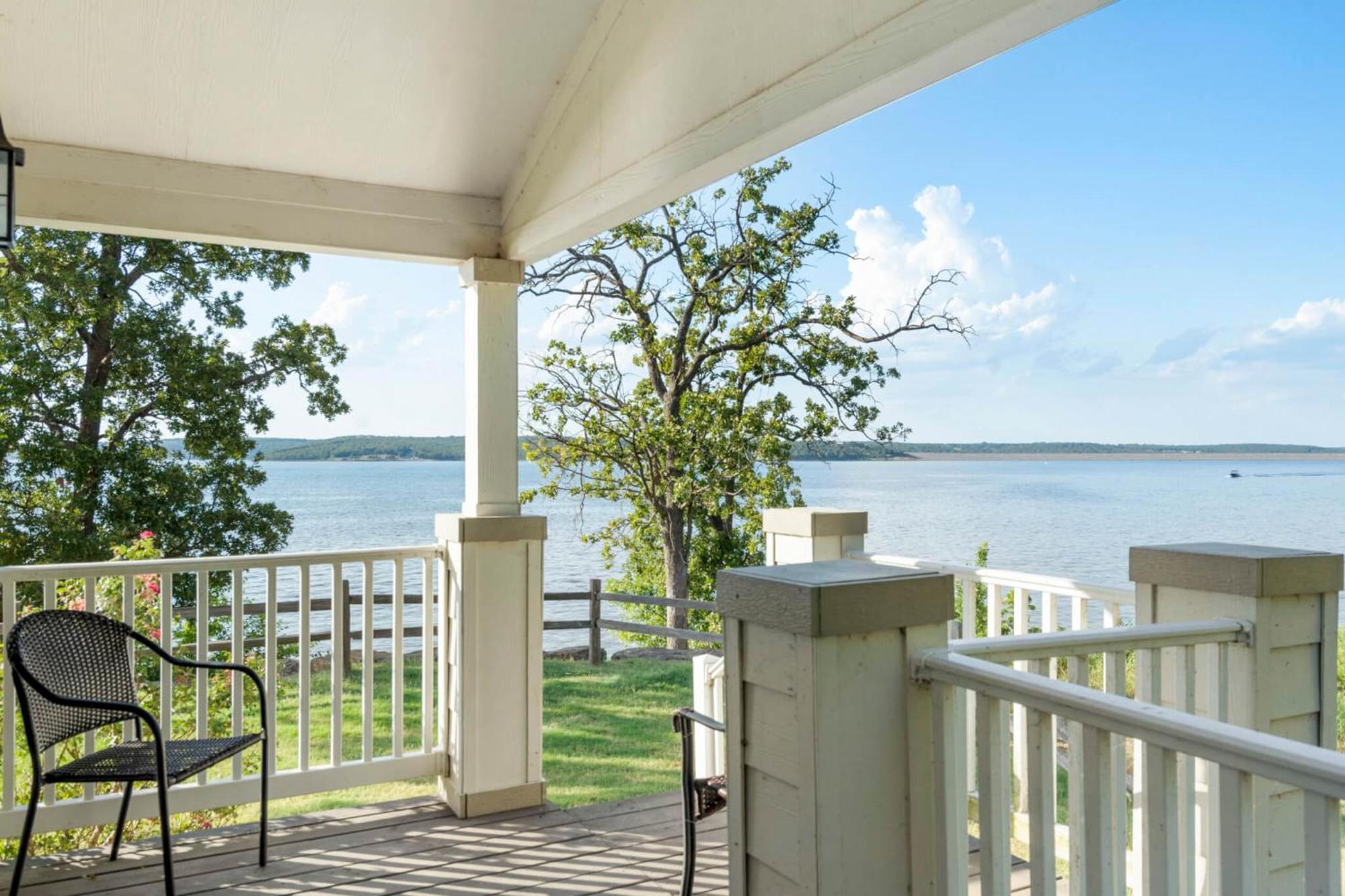 Crosstimbers Marina And Cottages Sperry Екстериор снимка