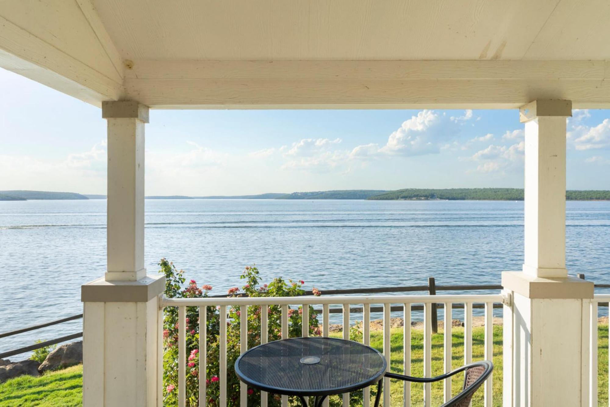 Crosstimbers Marina And Cottages Sperry Екстериор снимка