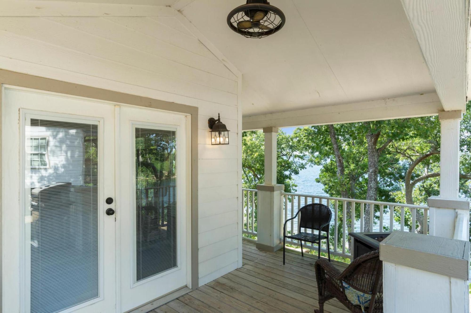 Crosstimbers Marina And Cottages Sperry Екстериор снимка