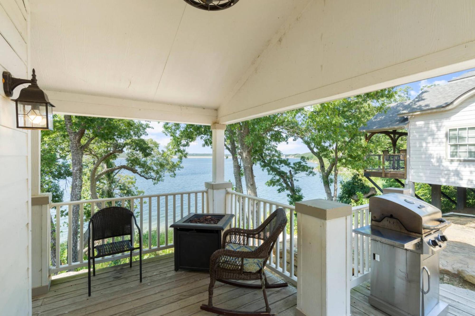 Crosstimbers Marina And Cottages Sperry Екстериор снимка