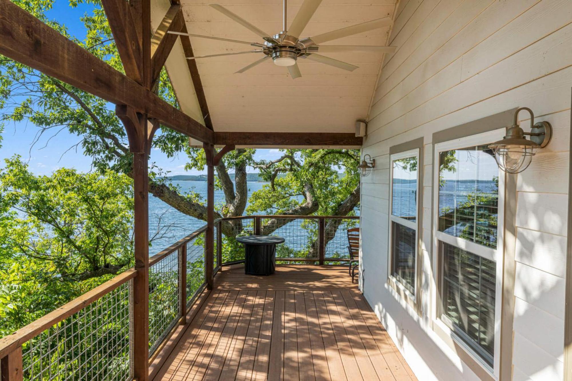 Crosstimbers Marina And Cottages Sperry Екстериор снимка