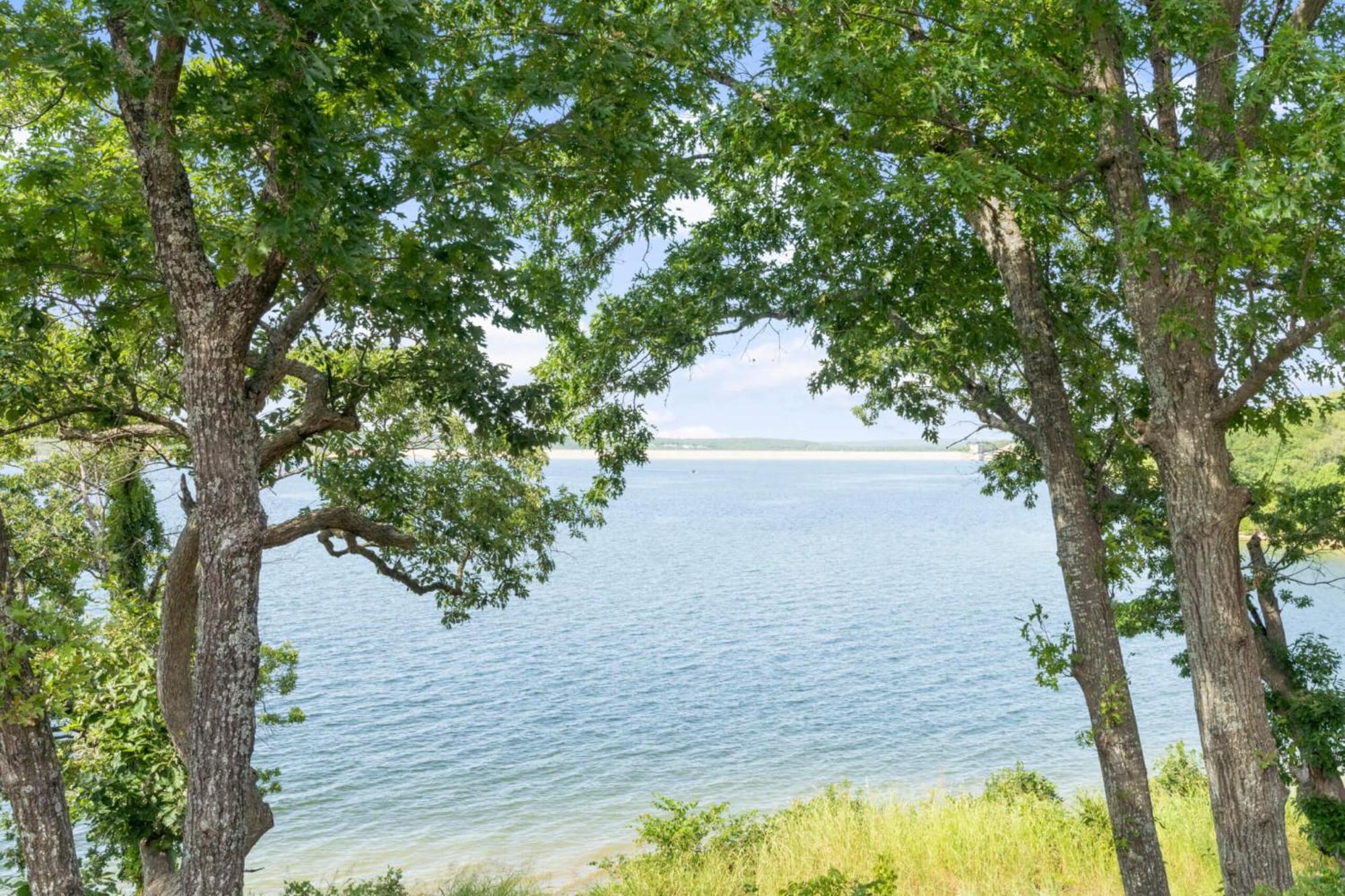 Crosstimbers Marina And Cottages Sperry Екстериор снимка