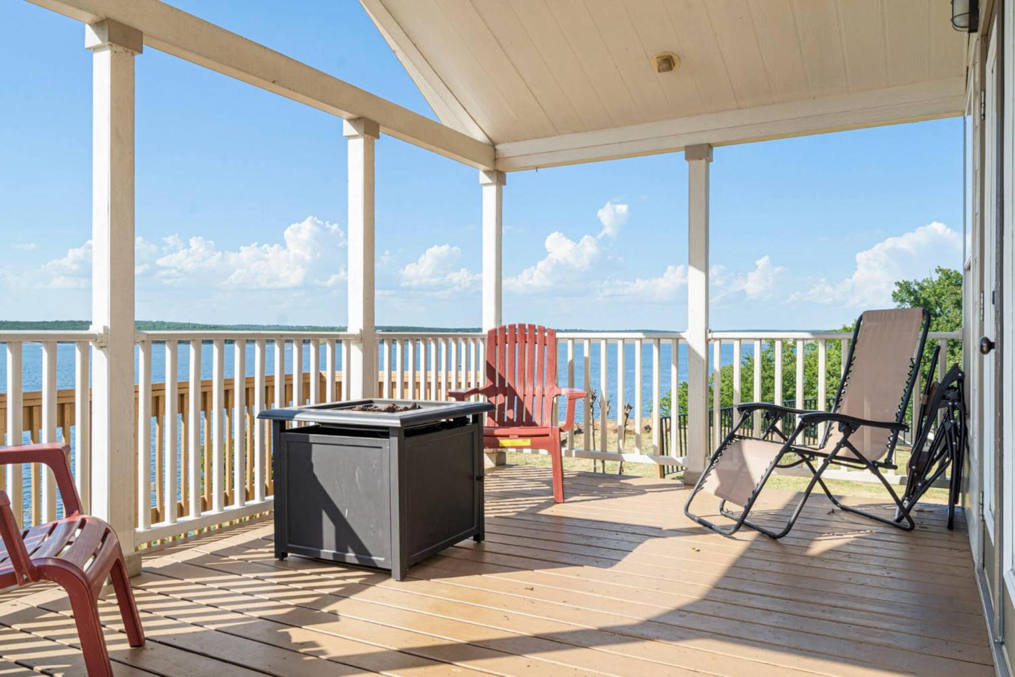 Crosstimbers Marina And Cottages Sperry Екстериор снимка