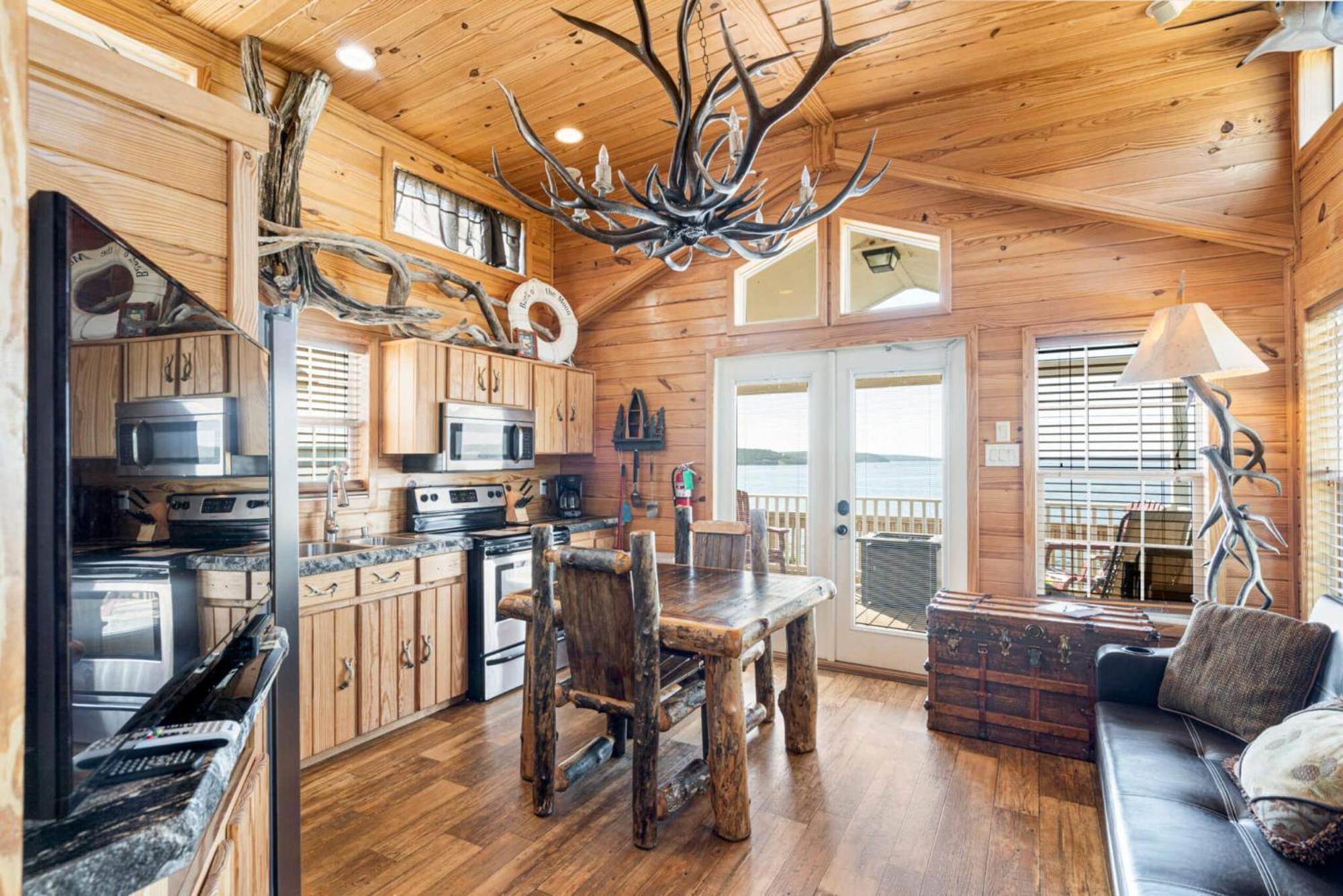 Crosstimbers Marina And Cottages Sperry Стая снимка