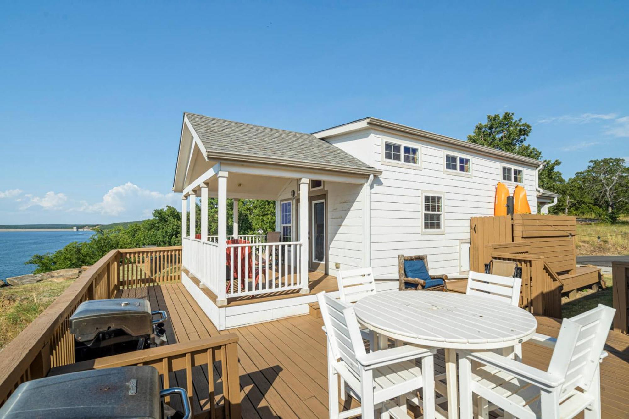 Crosstimbers Marina And Cottages Sperry Екстериор снимка