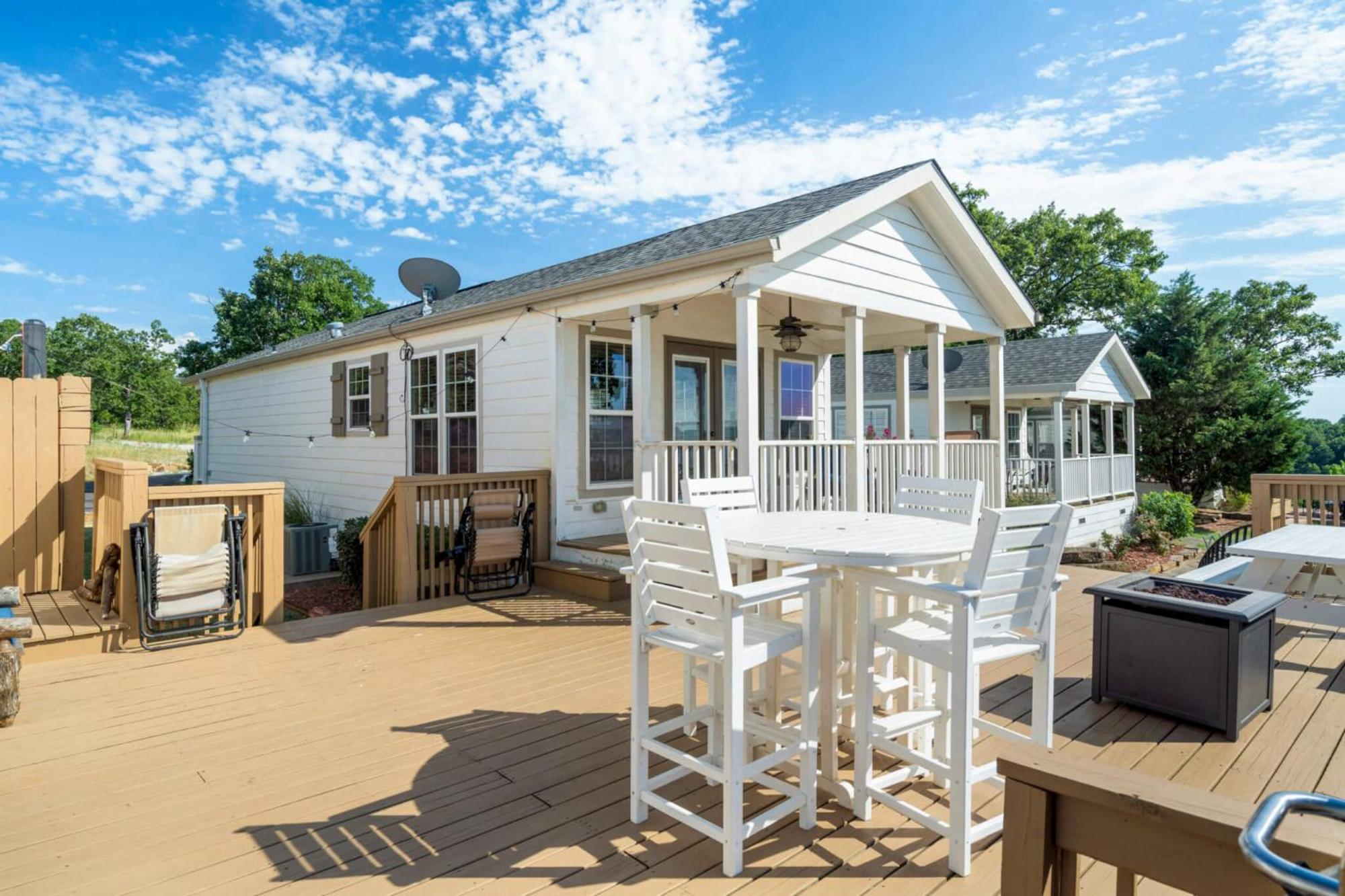 Crosstimbers Marina And Cottages Sperry Екстериор снимка