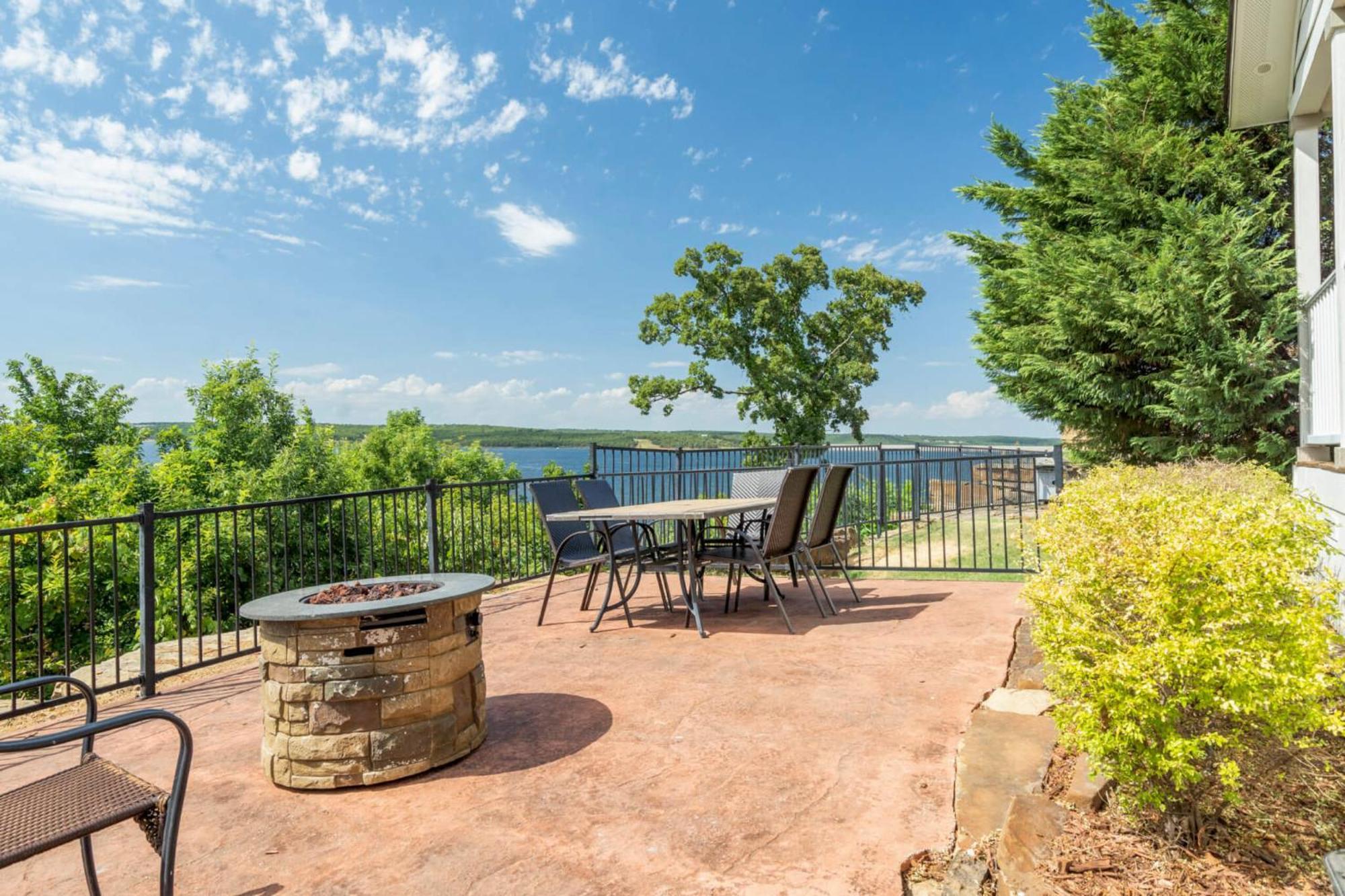 Crosstimbers Marina And Cottages Sperry Екстериор снимка