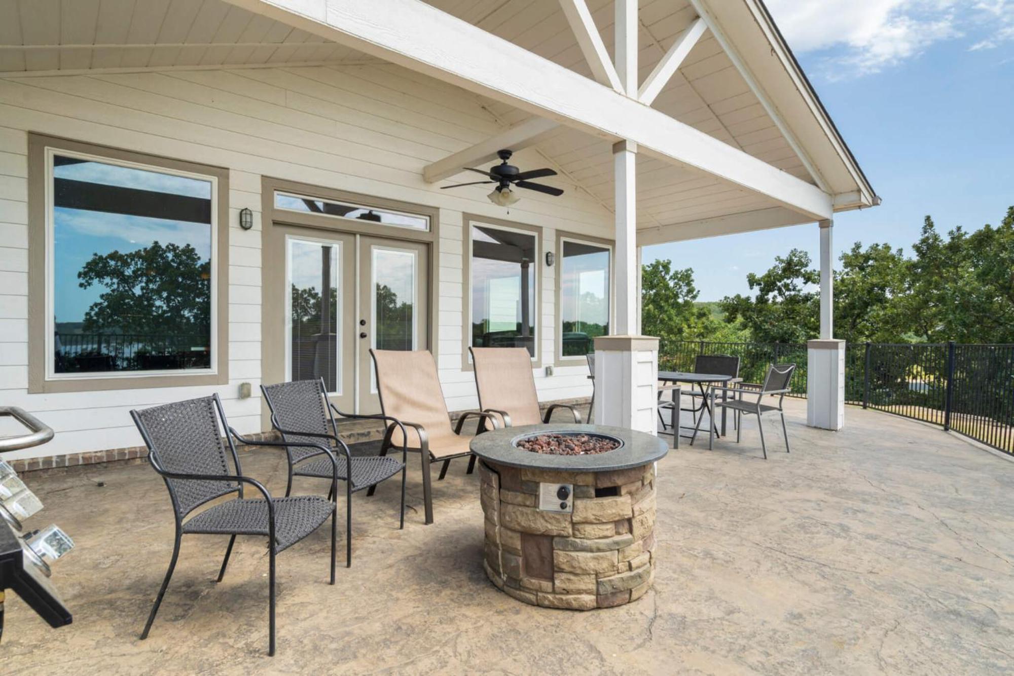 Crosstimbers Marina And Cottages Sperry Екстериор снимка