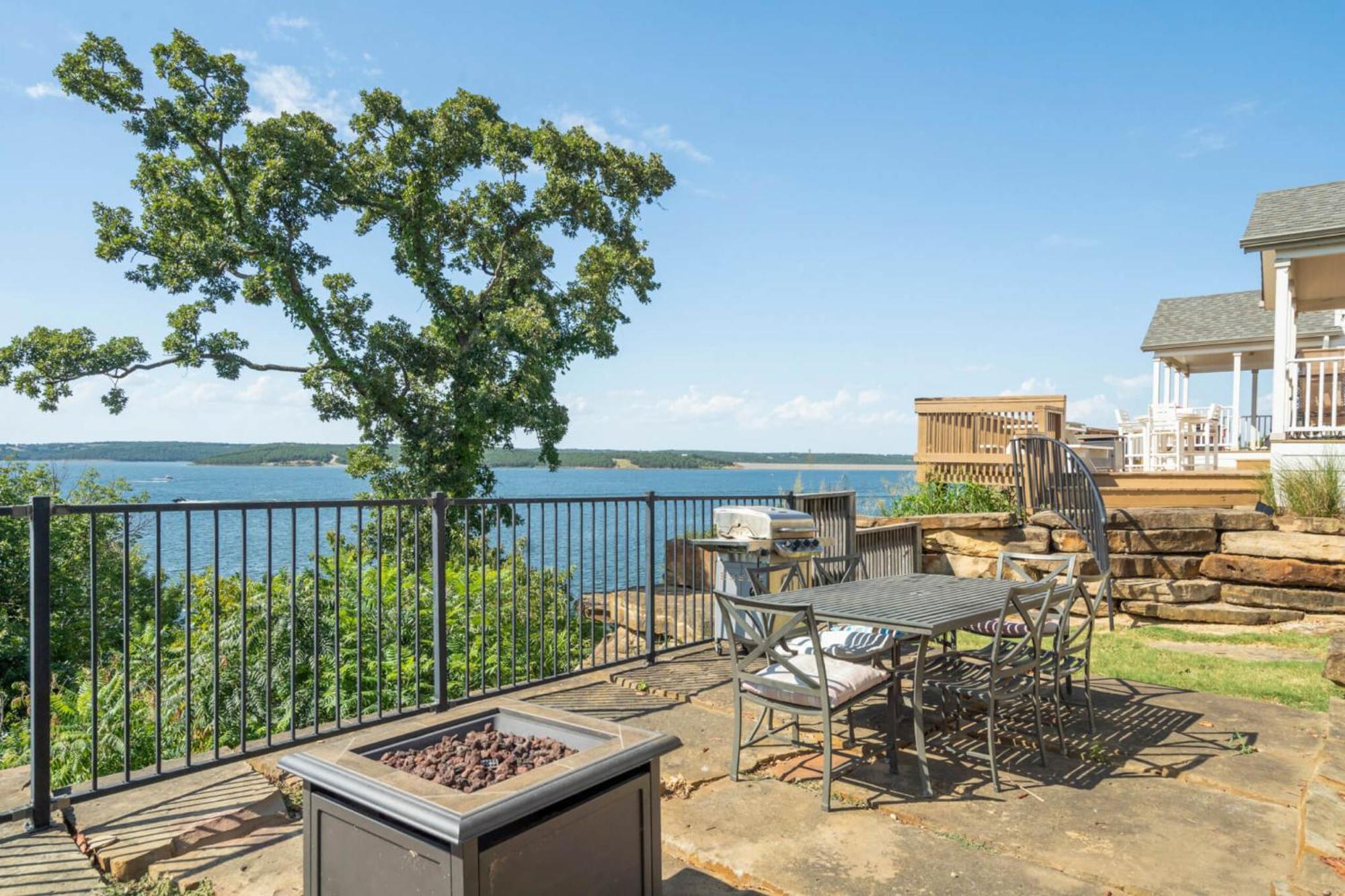 Crosstimbers Marina And Cottages Sperry Екстериор снимка